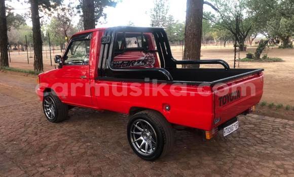 Tenga Tsaru Toyota Venza Tsvuku Mota in Gweru in Midlands Tenga Tsaru Toyota Venza Tsvuku Mota in Gweru in Midlands