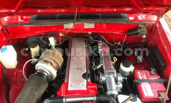 Tenga Tsaru Toyota Venza Tsvuku Mota in Gweru in Midlands Tenga Tsaru Toyota Venza Tsvuku Mota in Gweru in Midlands