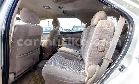 Tenga Imported Toyota Fortuner Zvimwe Mota in Import - Dubai in Harare Tenga Imported Toyota Fortuner Zvimwe Mota in Import - Dubai in Harare
