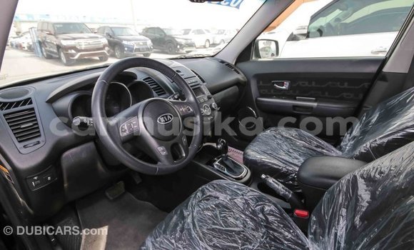 Acheter Import Voiture Kia Soul Noir à Import - Dubai, Harare Acheter Import Voiture Kia Soul Noir à Import - Dubai, Harare