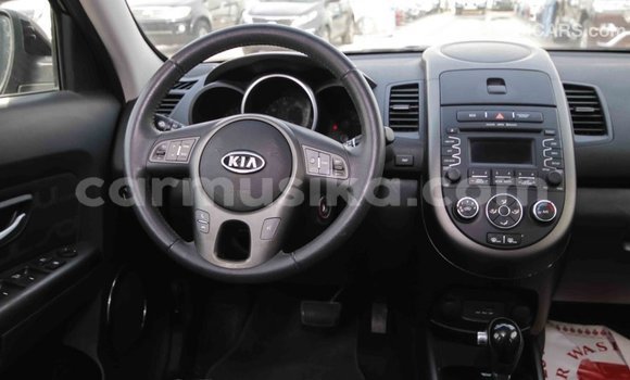Acheter Import Voiture Kia Soul Noir à Import - Dubai, Harare Acheter Import Voiture Kia Soul Noir à Import - Dubai, Harare
