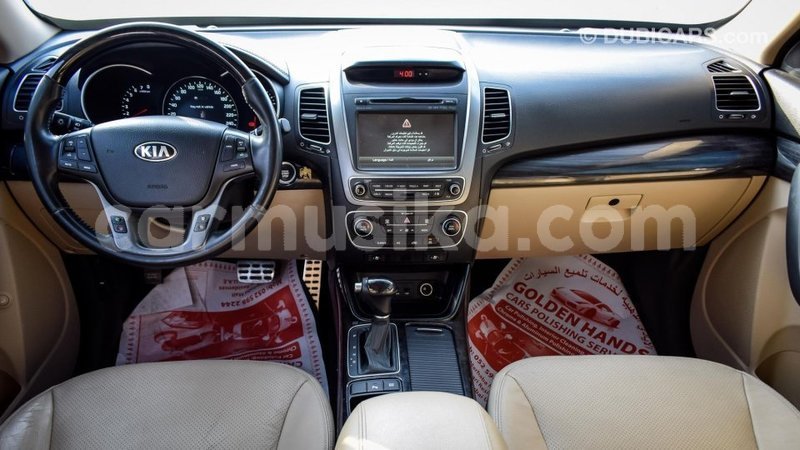 Big with watermark kia sorento harare import dubai 9937