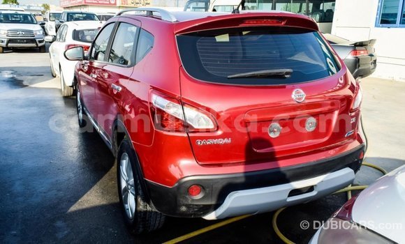 Tenga Imported Nissan Qashqai Tsvuku Mota in Import - Dubai in Harare Tenga Imported Nissan Qashqai Tsvuku Mota in Import - Dubai in Harare