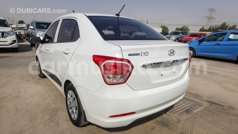 Big with watermark hyundai i10 harare import dubai 9947