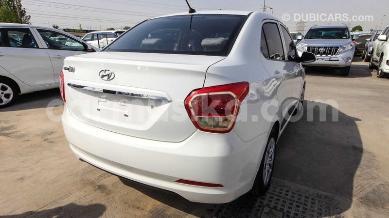 Big with watermark hyundai i10 harare import dubai 9947