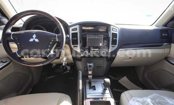 Tenga Imported Mitsubishi Pajero Chena Mota in Import - Dubai in Harare Tenga Imported Mitsubishi Pajero Chena Mota in Import - Dubai in Harare