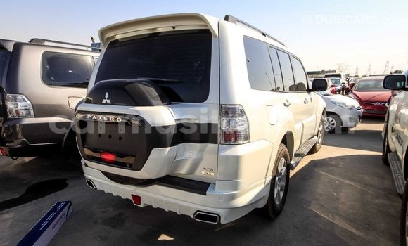 Tenga Imported Mitsubishi Pajero Chena Mota in Import - Dubai in Harare Tenga Imported Mitsubishi Pajero Chena Mota in Import - Dubai in Harare
