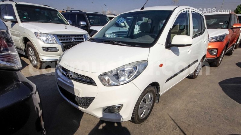 Big with watermark hyundai i10 harare import dubai 9950