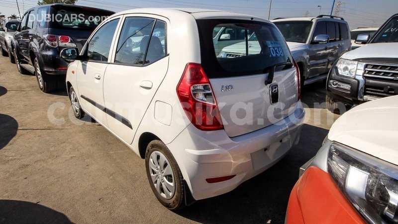 Big with watermark hyundai i10 harare import dubai 9950