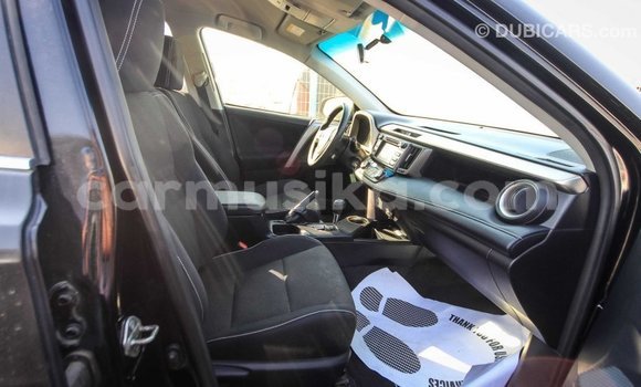 Tenga Imported Toyota HiAce Nhema Rori in Import - Dubai in Harare Tenga Imported Toyota HiAce Nhema Rori in Import - Dubai in Harare