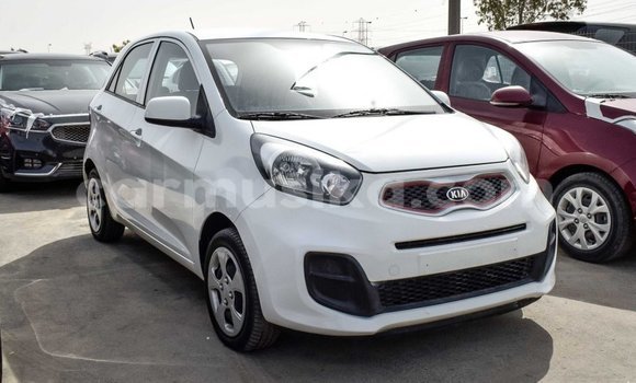Acheter Import Voiture Kia Picanto Blanc à Import - Dubai, Harare Acheter Import Voiture Kia Picanto Blanc à Import - Dubai, Harare