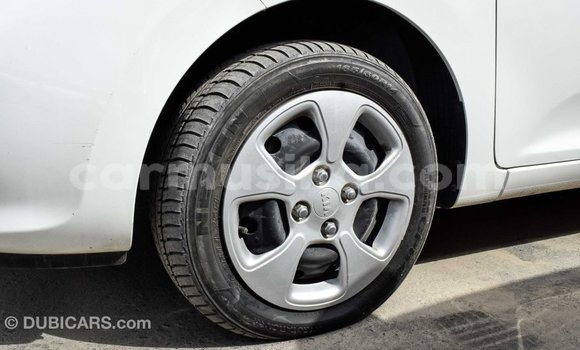 Acheter Import Voiture Kia Picanto Blanc à Import - Dubai, Harare Acheter Import Voiture Kia Picanto Blanc à Import - Dubai, Harare