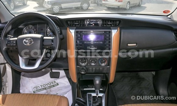 Tenga Imported Toyota Fortuner Chena Mota in Import - Dubai in Harare Tenga Imported Toyota Fortuner Chena Mota in Import - Dubai in Harare