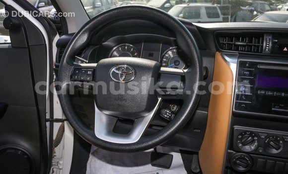 Tenga Imported Toyota Fortuner Chena Mota in Import - Dubai in Harare Tenga Imported Toyota Fortuner Chena Mota in Import - Dubai in Harare