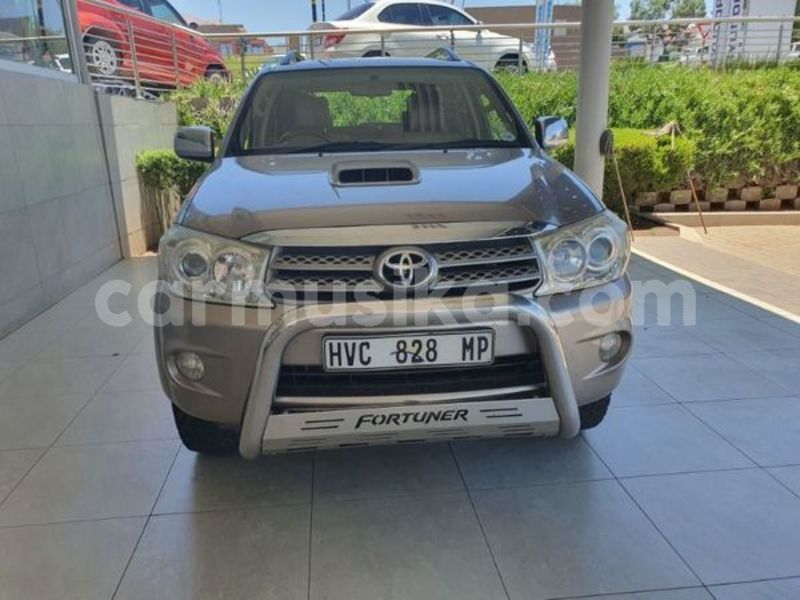 Big with watermark toyota fortuner matabeleland south beitbridge 9958