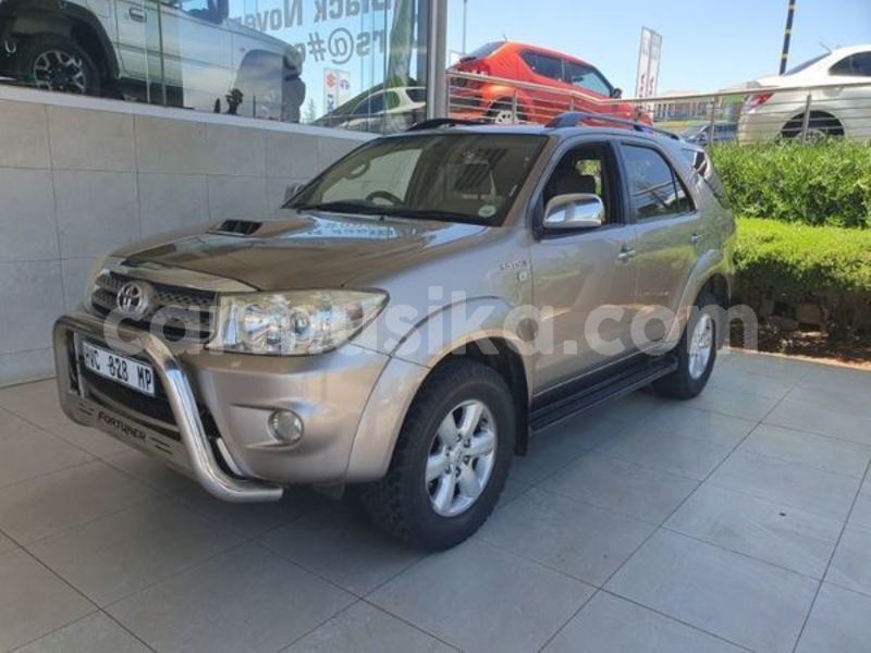 Big with watermark toyota fortuner matabeleland south beitbridge 9958