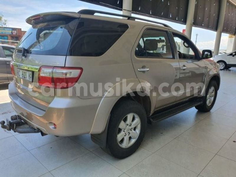 Big with watermark toyota fortuner matabeleland south beitbridge 9958