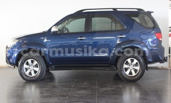 Tenga Tsaru Toyota Fortuner Bhuruu Mota in Beitbridge in Matabeleland South Tenga Tsaru Toyota Fortuner Bhuruu Mota in Beitbridge in Matabeleland South