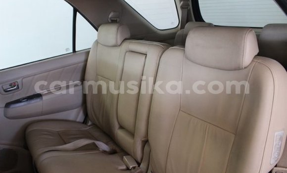 Tenga Tsaru Toyota Fortuner Bhuruu Mota in Beitbridge in Matabeleland South Tenga Tsaru Toyota Fortuner Bhuruu Mota in Beitbridge in Matabeleland South