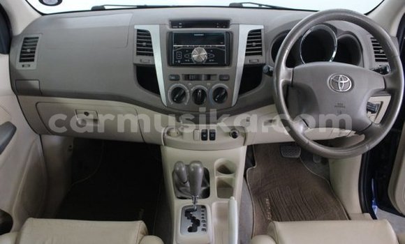 Tenga Tsaru Toyota Fortuner Bhuruu Mota in Beitbridge in Matabeleland South Tenga Tsaru Toyota Fortuner Bhuruu Mota in Beitbridge in Matabeleland South