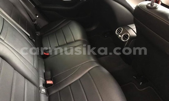 Acheter Occasion Voiture Mercedes‒Benz GLC Rouge à Beitbridge, Matabeleland South Acheter Occasion Voiture Mercedes‒Benz GLC Rouge à Beitbridge, Matabeleland South