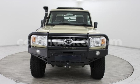 Acheter Occasion Voiture Toyota Land Cruiser Beige à Beitbridge, Matabeleland South Acheter Occasion Voiture Toyota Land Cruiser Beige à Beitbridge, Matabeleland South