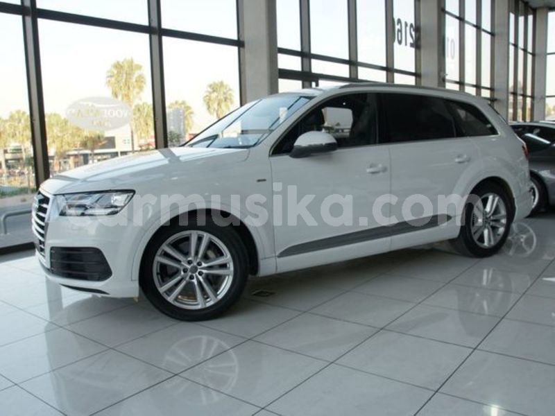 Big with watermark audi q7 matabeleland south beitbridge 10000