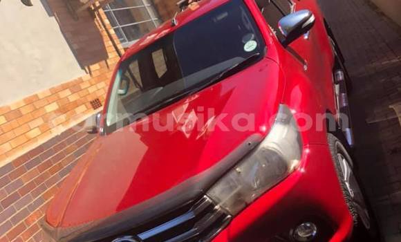 Buy Used Toyota Hilux Red Car in Beitbridge in Matabeleland South Buy Used Toyota Hilux Red Car in Beitbridge in Matabeleland South
