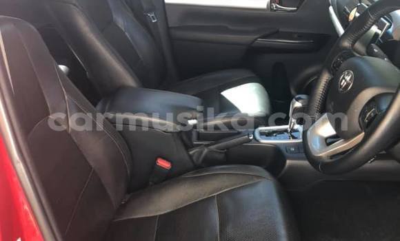 Buy Used Toyota Hilux Red Car in Beitbridge in Matabeleland South Buy Used Toyota Hilux Red Car in Beitbridge in Matabeleland South