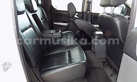 Acheter Occasion Voiture Mazda BT-50 Blanc à Beitbridge, Matabeleland South Acheter Occasion Voiture Mazda BT-50 Blanc à Beitbridge, Matabeleland South