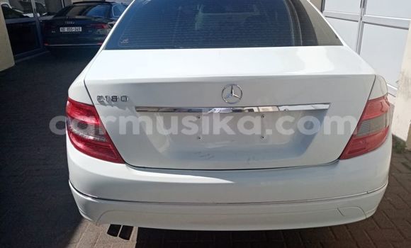 Tenga Tsaru Mercedes‒Benz C–Class Chena Mota in Beitbridge in Matabeleland South Tenga Tsaru Mercedes‒Benz C–Class Chena Mota in Beitbridge in Matabeleland South