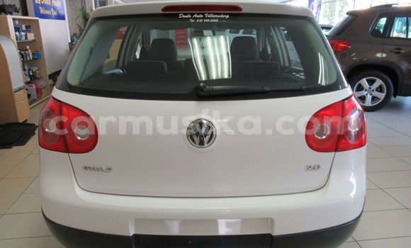 Acheter Occasion Voiture Volkswagen Golf Blanc à Beitbridge, Matabeleland South Acheter Occasion Voiture Volkswagen Golf Blanc à Beitbridge, Matabeleland South