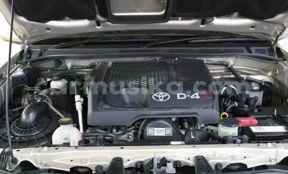 Acheter Occasion Voiture Toyota Fortuner Blanc à Beitbridge, Matabeleland South Acheter Occasion Voiture Toyota Fortuner Blanc à Beitbridge, Matabeleland South