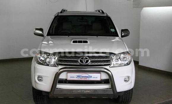 Buy Used Toyota Fortuner White Car in Beitbridge in Matabeleland South Buy Used Toyota Fortuner White Car in Beitbridge in Matabeleland South