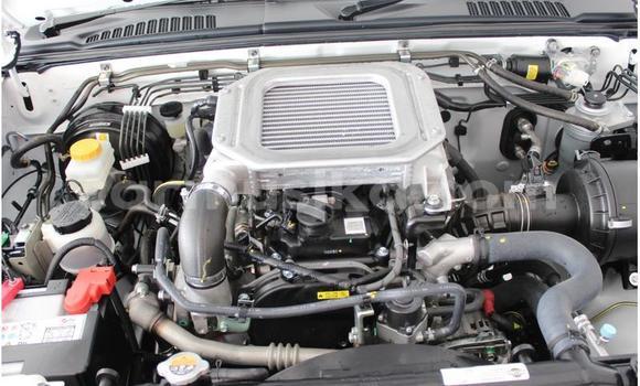 Buy Used Nissan NP 300 White Car in Beitbridge in Matabeleland South Buy Used Nissan NP 300 White Car in Beitbridge in Matabeleland South