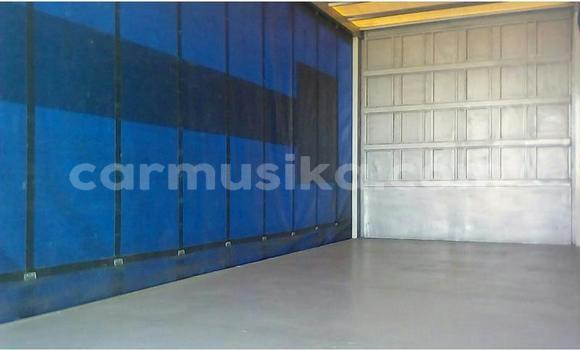 Acheter Occasion Utilitaire Nissan UD Autre à Beitbridge, Matabeleland South Acheter Occasion Utilitaire Nissan UD Autre à Beitbridge, Matabeleland South