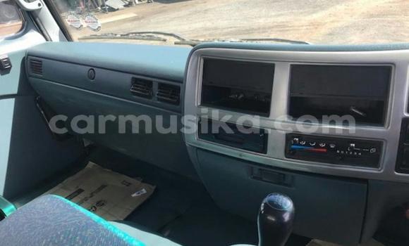 Acheter Occasion Utilitaire Nissan UD Blanc à Beitbridge, Matabeleland South Acheter Occasion Utilitaire Nissan UD Blanc à Beitbridge, Matabeleland South
