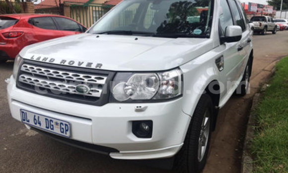 Acheter Occasion Voiture Land Rover Range Rover Blanc à Beitbridge, Matabeleland South Acheter Occasion Voiture Land Rover Range Rover Blanc à Beitbridge, Matabeleland South