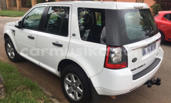 Acheter Occasion Voiture Land Rover Range Rover Blanc à Beitbridge, Matabeleland South Acheter Occasion Voiture Land Rover Range Rover Blanc à Beitbridge, Matabeleland South