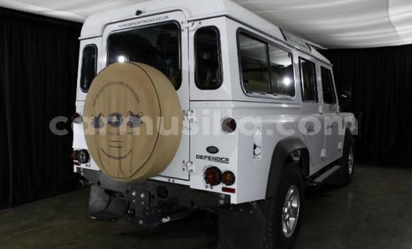 Acheter Occasion Voiture Land Rover Discovery Blanc à Bulawayo, Bulawayo Acheter Occasion Voiture Land Rover Discovery Blanc à Bulawayo, Bulawayo