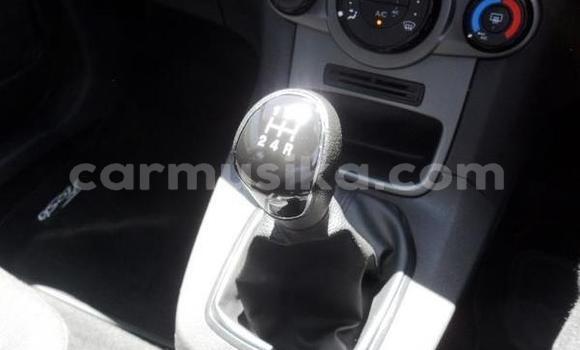 Nunua Ilio tumika Ford Fiesta Brown Gari ndani ya Beitbridge nchini Matabeleland Kusini Nunua Ilio tumika Ford Fiesta Brown Gari ndani ya Beitbridge nchini Matabeleland Kusini