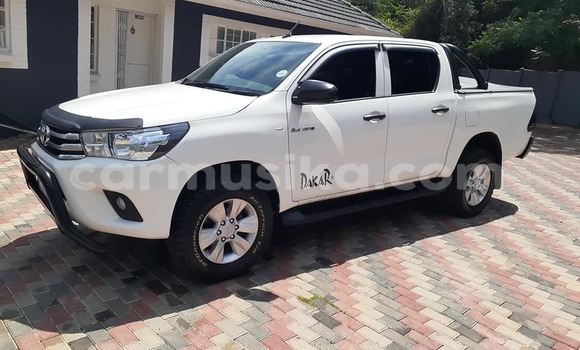 Acheter Occasion Voiture Toyota Hilux Blanc à Beitbridge, Matabeleland South Acheter Occasion Voiture Toyota Hilux Blanc à Beitbridge, Matabeleland South