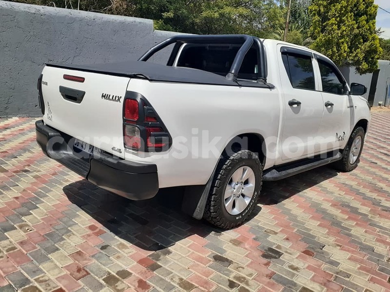 Big with watermark toyota hilux matabeleland south beitbridge 10060