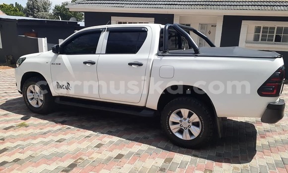Acheter Occasion Voiture Toyota Hilux Blanc à Beitbridge, Matabeleland South Acheter Occasion Voiture Toyota Hilux Blanc à Beitbridge, Matabeleland South