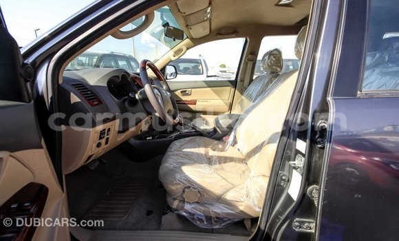 Acheter Import Voiture Toyota Fortuner Autre à Import - Dubai, Harare Acheter Import Voiture Toyota Fortuner Autre à Import - Dubai, Harare