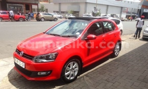 Nunua Ilio tumika Volkswagen Polo Nyekundu Gari ndani ya Beitbridge nchini Matabeleland Kusini Nunua Ilio tumika Volkswagen Polo Nyekundu Gari ndani ya Beitbridge nchini Matabeleland Kusini