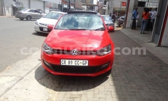 Nunua Ilio tumika Volkswagen Polo Nyekundu Gari ndani ya Beitbridge nchini Matabeleland Kusini Nunua Ilio tumika Volkswagen Polo Nyekundu Gari ndani ya Beitbridge nchini Matabeleland Kusini
