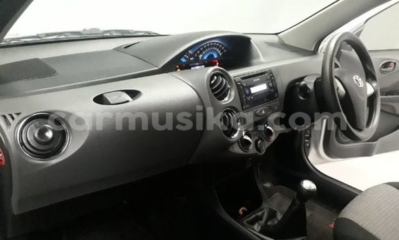 Buy Used Toyota Etios Silver Car in Beitbridge in Matabeleland South Buy Used Toyota Etios Silver Car in Beitbridge in Matabeleland South