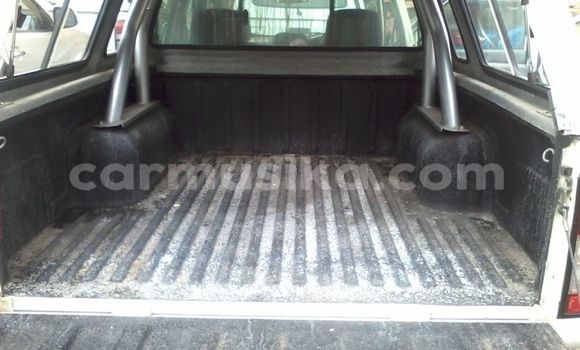 Tenga Tsaru Nissan Hardbody Chena Mota in Beitbridge in Matabeleland South Tenga Tsaru Nissan Hardbody Chena Mota in Beitbridge in Matabeleland South