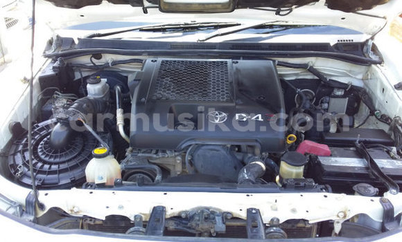 Acheter Occasion Voiture Toyota Hilux Blanc à Beitbridge, Matabeleland South Acheter Occasion Voiture Toyota Hilux Blanc à Beitbridge, Matabeleland South